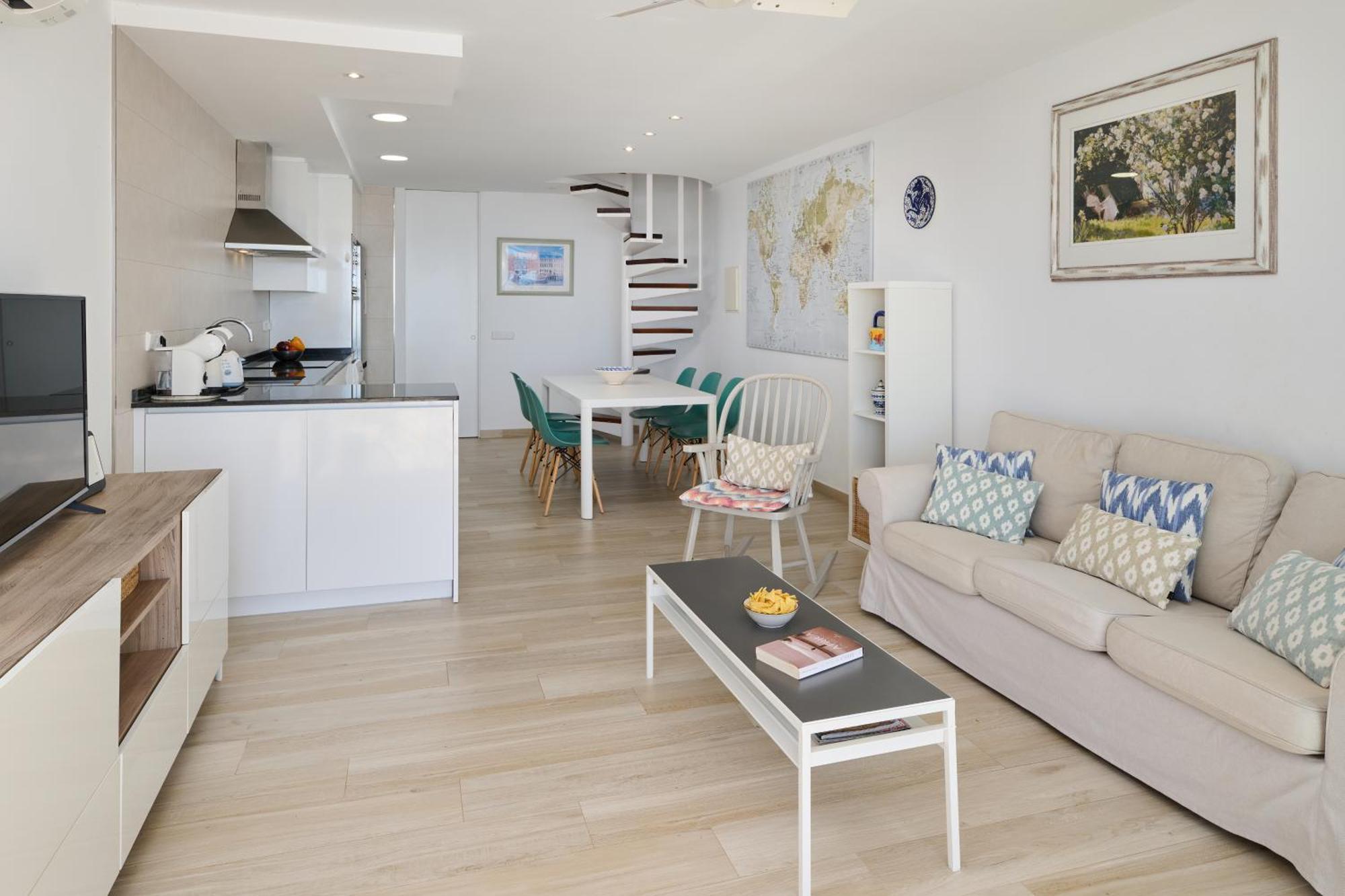Sea Frontline Apartment 'Faraona'. Pool. Wifi ซานตานยี ภายนอก รูปภาพ