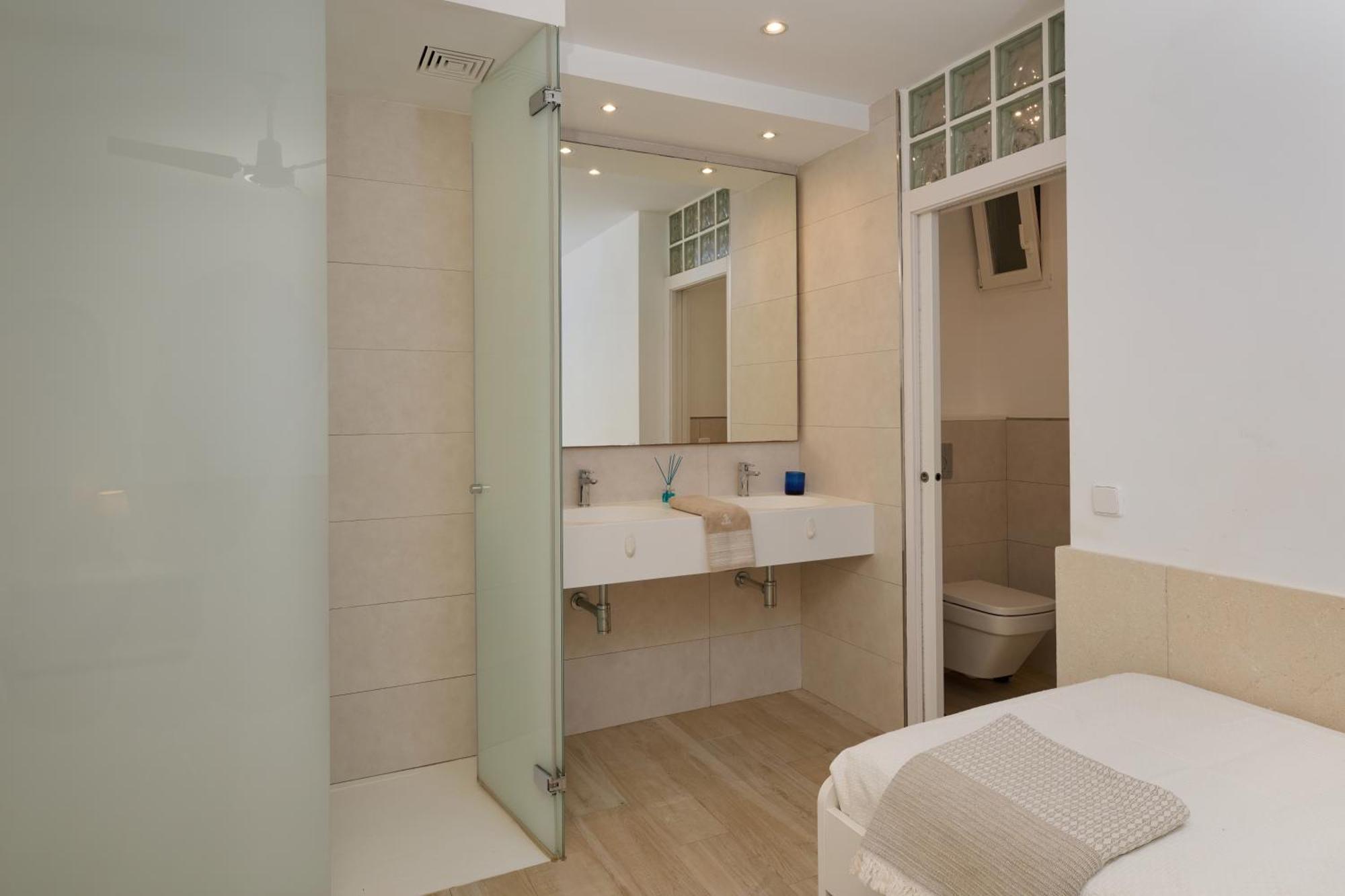 Sea Frontline Apartment 'Faraona'. Pool. Wifi ซานตานยี ภายนอก รูปภาพ
