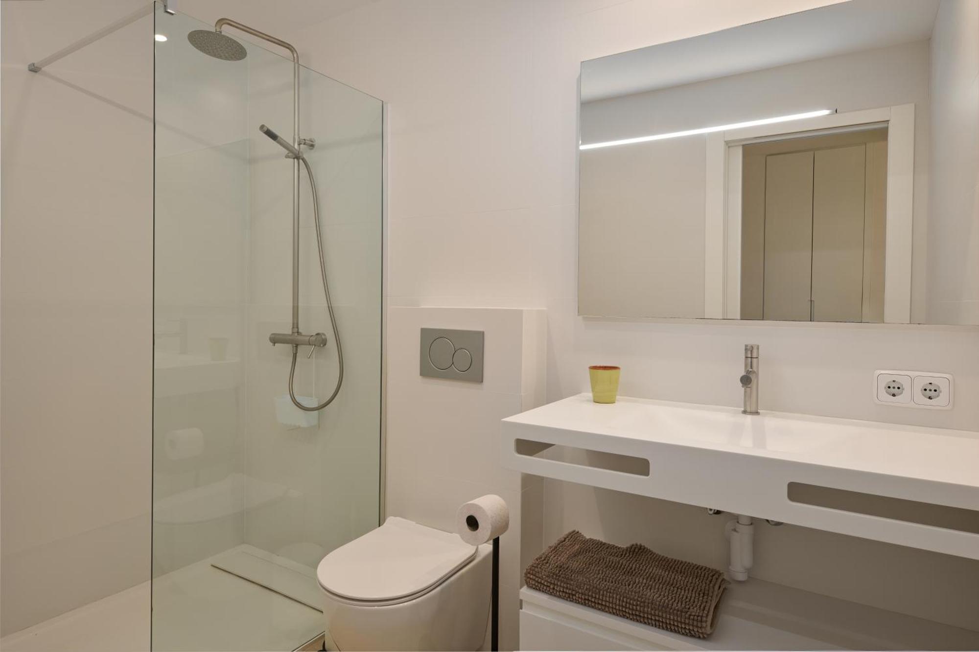 Sea Frontline Apartment 'Faraona'. Pool. Wifi ซานตานยี ภายนอก รูปภาพ